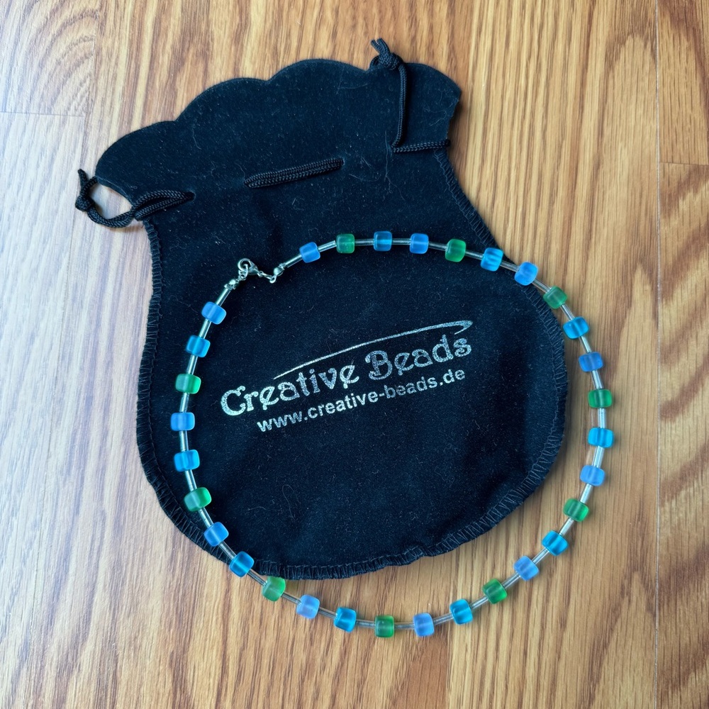 Creative Beads Blue and Green Choker Necklace
